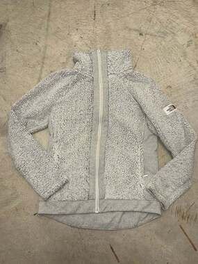The North Face Women's Furry Fleece Full Zip Jacket Gray Small